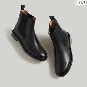 Madewell- Leather Chelsea Boots